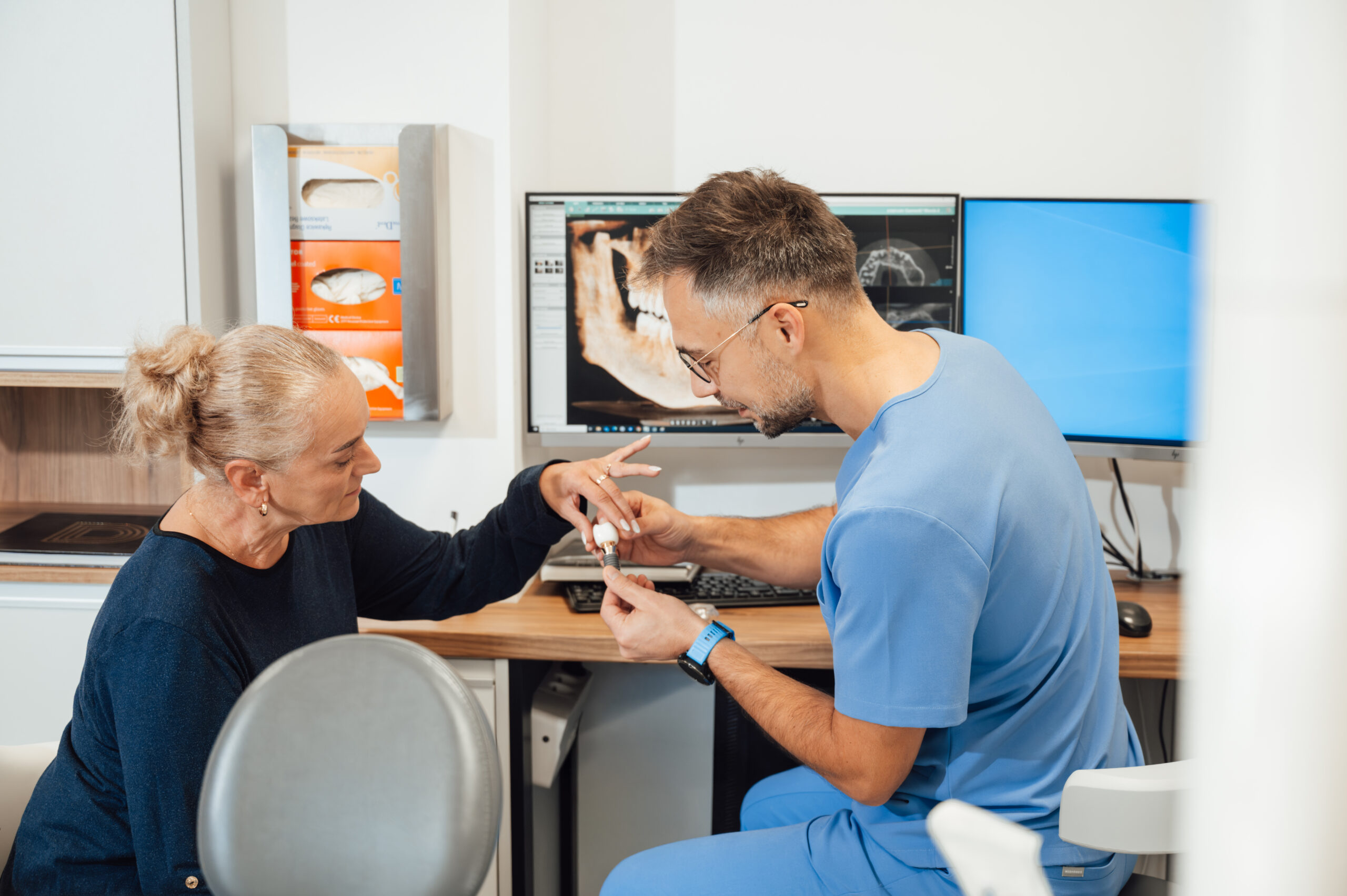 Czy implanty zębowe trzeba wymieniać? Czy implanty zębowe trzeba wymieniać?