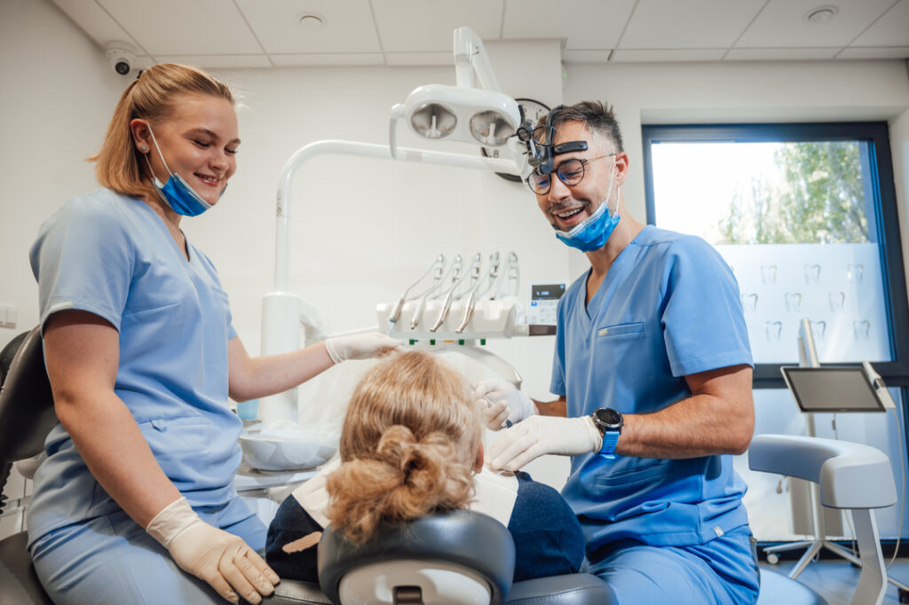 bezbolesne leczenie zębów Zielona Góra Leczymy bez bólu